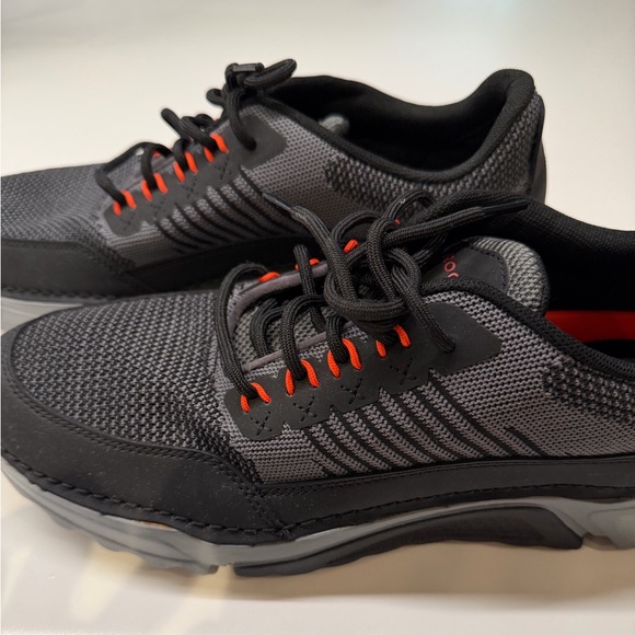 Brand new Men\'s Black and Red Athletic Shoes main image 13